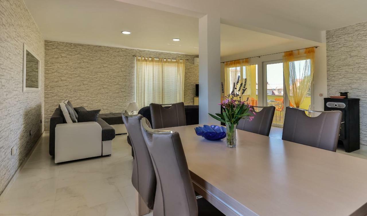 Apartments Dora Victoria Dream メドゥリン エクステリア 写真