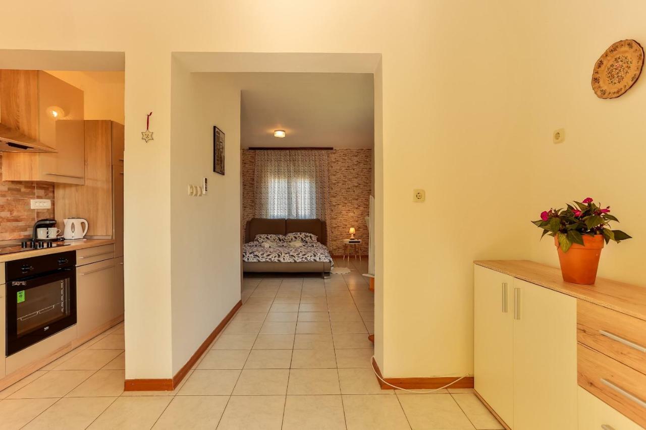 Apartments Dora Victoria Dream メドゥリン エクステリア 写真